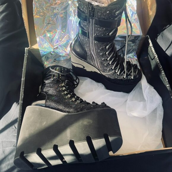 Midnight Rhinestone Traitor Boots - US Size 6 & 7 - NEW IN BOX - Picture 5 of 14